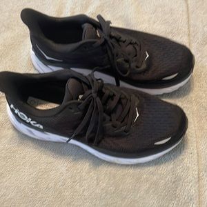 Hoka womens running shoes 7.5 but they run small in my opinion